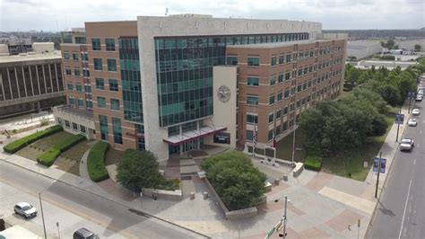 Dallas police station - Dallas Municipal Building. / 32.78139°N 96.793731°W / 32.78139; -96.793731. The Dallas Municipal Building is a Dallas Landmark located along S. Harwood Street between Main and Commerce Street in the Main Street District of downtown Dallas, Texas that served as the city's fourth City Hall. The structure is …